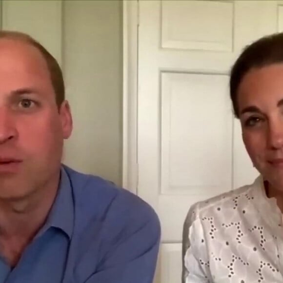 Le prince William, duc de Cambridge, et Catherine Kate Middleton, duchesse de Cambridge sont toujours présents pour répondre aux demandes d'assistance pendant l'épidémie de coronavirus (COVID-19)