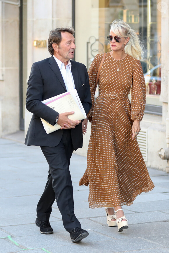 Maître Jacques Verrecchia (qui représente Jade et Joy), Laeticia Hallyday avenue Montaigne à Paris le 18 septembre 2019.