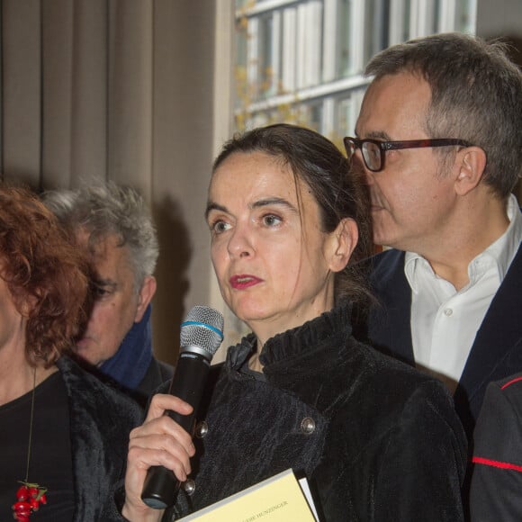 Exclusif - Amélie Nothomb (présidente du jury) lors de la remise du prix littéraire "Prix Décembre 2019" à Claudie Hunziger pour son livre "Les grands cerfs" (Ed.Grasset) à la brasserie de l’hôtel Lutetia. Paris, le 7 novembre 2019. 