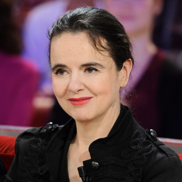 Exclusif - Amélie Nothomb - Enregistrement de l'émission "Vivement Dimanche" à Paris le 27 aout 2018 et qui sera diffusée le 9 septembre 2018. © Guillaume Gaffiot/Bestimage 