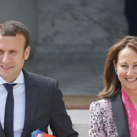 Ségolène Royal, Emmanuel Macron à la sortie du conseil des ministres, le dernier avant les vacances, au palais de l'Elysée à Paris, le 3 août 2016. © Alain Guizard/Bestimage