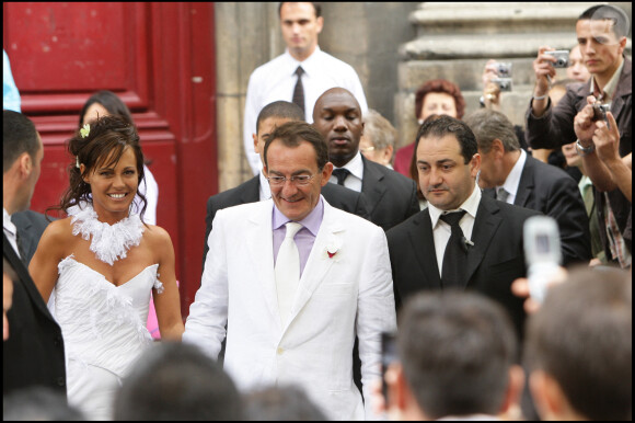 Jean-Pierre Pernaut et Nathalie Marquay lors de leur mariage à l'église des Bilettes, dans le 4e arrondissement de Paris, en 2007