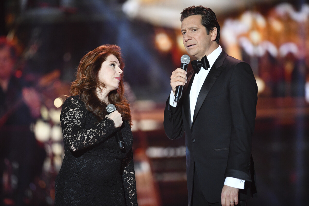 Photo : Exclusif - Isabelle Boulay et Laurent Gerra - Enregistrement de  lémission Bon Anniversaire Laurent Gerra au Pavillon Baltard à  Nogent-sur-Marne le 13 novembre 2017. © Pierre PerusseauBestimage -  Purepeople