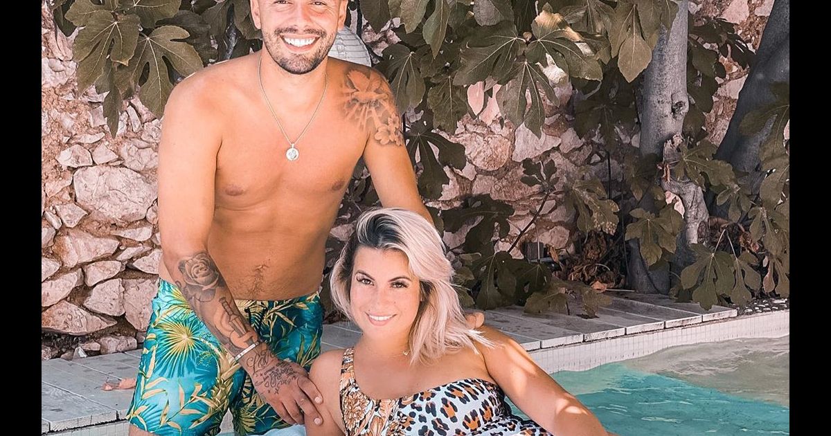 Carla Moreau Et Kevin Guedj En Maillot De Bain Le 23 Juillet 2020 Sur Instagram Purepeople 