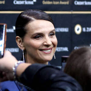 Juliette Binoche lors de la première du film "La bonne épouse" au festival du film de Zurich le 30 septembre 2020. © Imago / Panoramic / Bestimage