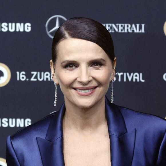 Juliette Binoche lors de la première du film "La bonne épouse" au festival du film de Zurich. © Imago / Panoramic / Bestimage