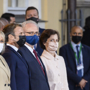 Le président Emmanuel Macron et la première dame Brigitte Macron arrivent à la cérémonie d'accueil au château de Riga, Lettonie le 29 septembre 2020 © Eliot Blondet / Pool / Bestimage