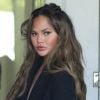 Exclusif - Chrissy Teigen et son mari John Legend visite des maisons à vendre avec leurs enfants Luna et Miles à Los Angeles pendant l'épidémie de coronavirus (Covid-19).