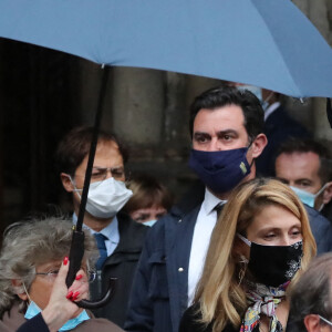 Julie Gayet et son compagnon François Hollande - Sorties des obsèques de Juliette Gréco en l'église Saint-Germain-des-Prés. Le 5 octobre 2020 © Jacovides-Moreau / Bestimage 