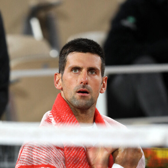 Novak Djokovic accède facilement au deuxième tour des internationaux de tennis de Roland Garros à Paris face à Mikael Ymer le 29 septembre 2020. © Dominique Jacovides / Bestimage