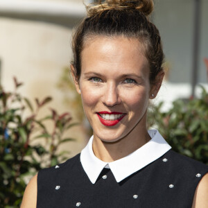 Exclusif - Prix Spécial - La chanteuse Lorie (Laure Pester) - La Première Dame et Laure Pester lors de l'inauguration de la Maison des parents de l'hôpital d'Enfants Margency à Margency. Le 17 septembre 2019. © Moreau-Perusseau / Bestimage