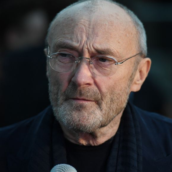 Phil Collins au photocall de la soirée de gala "Dreaming on the Beach" à Miami, le 15 novembre 2018.