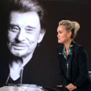 Laeticia Hallyday face à Anne-Claire Coudray dans le journal télévisé de TF1.