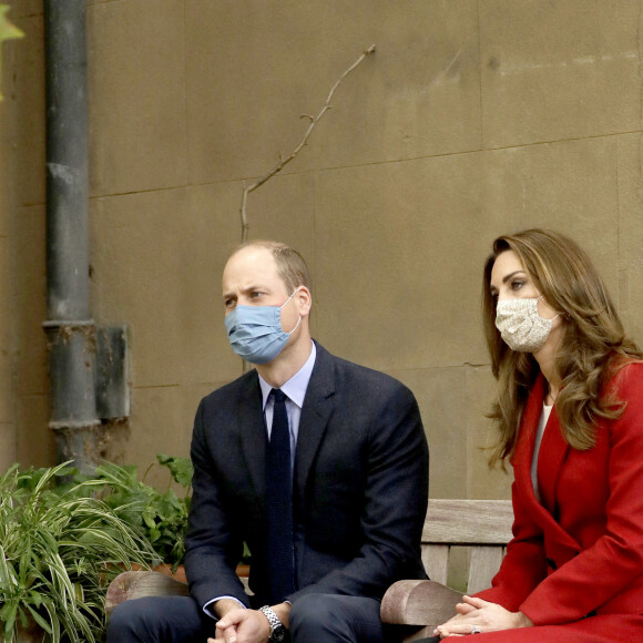 Le prince William, duc de Cambridge, et Catherine (Kate) Middleton, duchesse de Cambridge, visitent l'hôpital St. Bartholomew dans le cadre du projet photographique "Hold Still". Londres. Le 20 octobre 2020. 