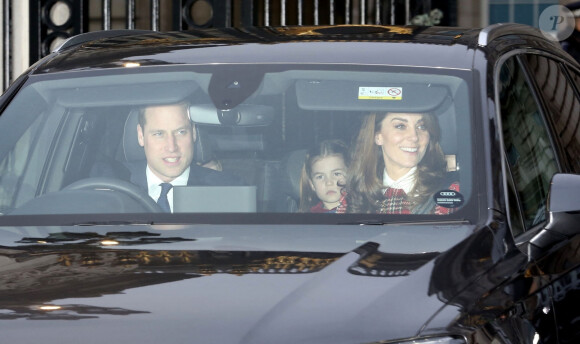 Le prince William, duc de Cambridge, Catherine Kate Middleton, duchesse de Cambridge, la princesse Charlotte de Cambridge - Les membres de la famille royale à la sortie du déjeuner de Noël au palais de Buckingham à Londres le 18 décembre 2019.