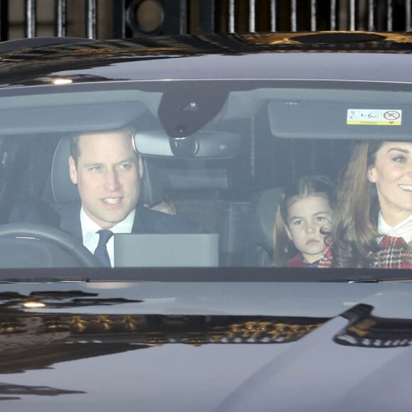 Le prince William, duc de Cambridge, Catherine Kate Middleton, duchesse de Cambridge, la princesse Charlotte de Cambridge - Les membres de la famille royale à la sortie du déjeuner de Noël au palais de Buckingham à Londres le 18 décembre 2019.