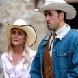 Jonathan Cohen et Camille Chamoux dans la série "La Flamme", sur Canal+.