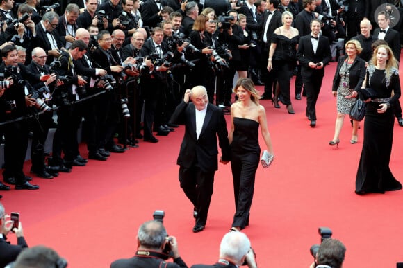 Gérard Jugnot et sa compagne Patricia Campi - Montée des marches du film "Twin Peaks" lors du 70e Festival International du Film de Cannes. Le 25 mai 2017. © Borde-Jacovides-Moreau/Bestimage