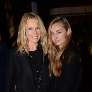 Exclusif - Estelle Lefébure et sa fille Emma Smet à l'after-party du film "Holy Lands" au restaurant le Beefbar (Rue Marbeuf dans le 8ème arrondissement) à Paris, France, le 4 décembre 2018. © Rachid Bellak/Bestimage