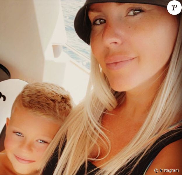 Amélie Neten et son fils Hugo sur Instagram