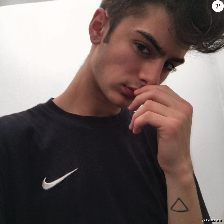Eliott Ici Tout Commence Est Il Gay Nicolas Anselmo d'Ici tout commence pose sur Instagram, janvier 2016 -  Purepeople