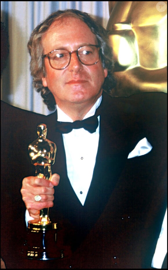 Archives - John Barry à la soirée des Oscars en 1986, récompensé pour la meilleure musique originale pour le film "Out of Africa". 