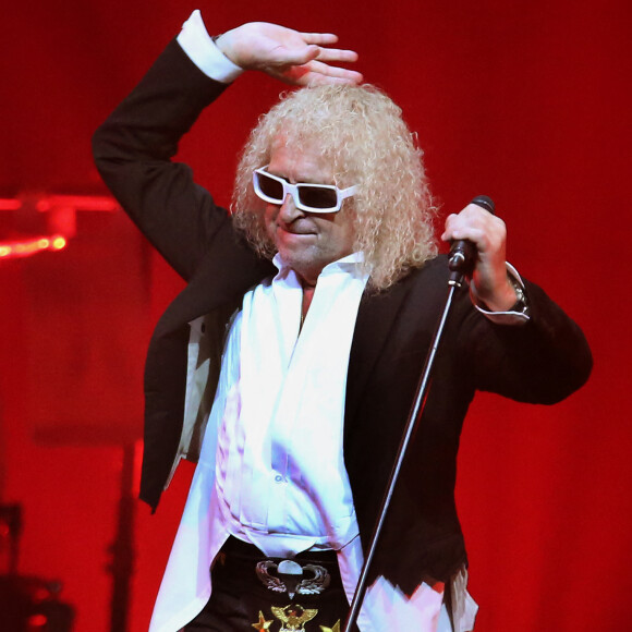 Exclusif - Michel Polnareff lors de son concert à la patinoire de Mériadeck à Bordeaux, France. © Patrick Bernard-Quentin Salinier/Bestimage