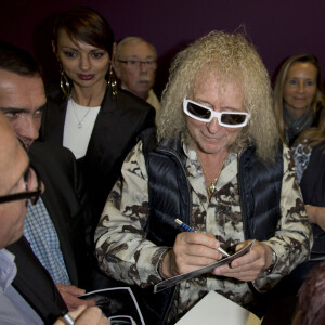 Michel Polnareff - Inauguration du centre culturel Michel Polnareff à Fontenay-Trésigny le 25 novembre 2016 Michel Polnareff a vécu dans ce village en 1987 et 1988 dans le bar de Mr et Mme Troisvallet.