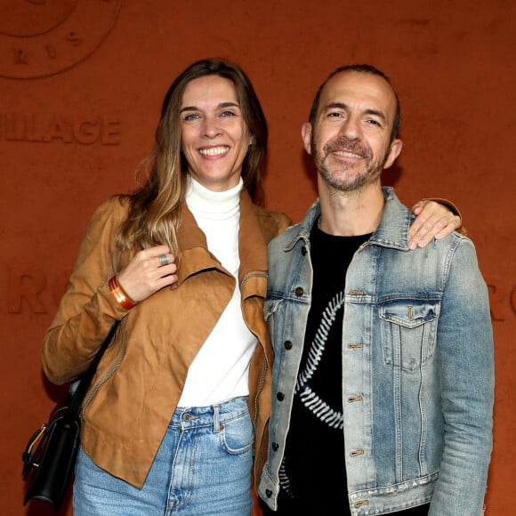 Calogero et sa compagne Marie Bastide au village des internationaux de tennis de Roland Garros le jour de la finale homme Nadal / Djokovic à Paris le 11 octobre 2020. © Dominique Jacovides / Bestimage