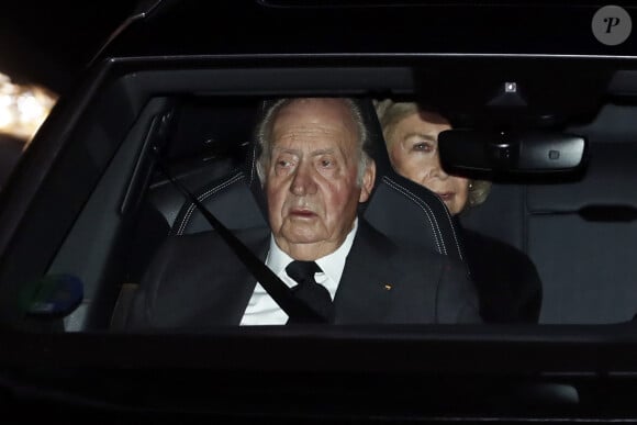 Le roi Juan Carlos Ier et la reine Sofia d'Espagne - La famille royale d'Espagne se recueille après le décès de l'Infante Maria del Pilar de Bourbon à Madrid