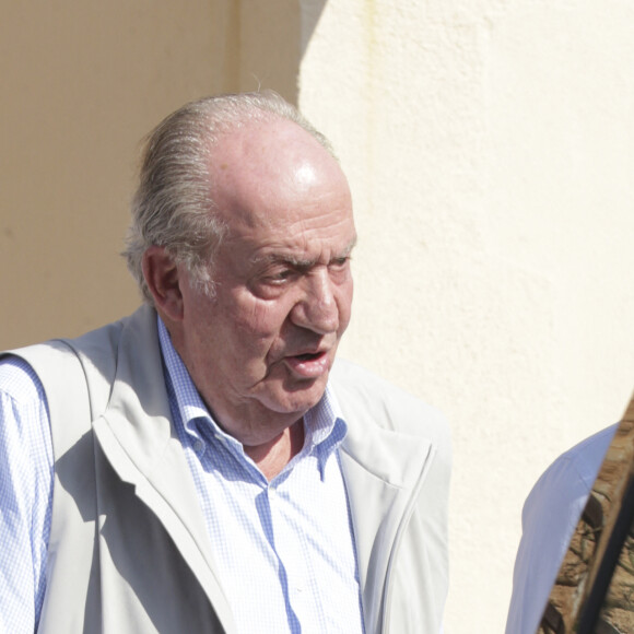 Le roi Juan Carlos Ier d'Espagne va déjeuner avec la famille Nadal à Majorque en Espagne le 26 juillet 2019. 