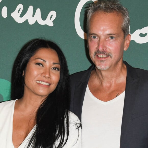 Anggun et son mari Christian Kretschmar - Photocall - Soirée exceptionnelle en l'honneur de Pierre Cardin à l'occasion des 70 ans de sa maison de couture et projection du film documentaire "House of Cardin" suivi d'un cocktail au théâtre du Châtelet à Paris. © Coadic Guirec/Bestimage