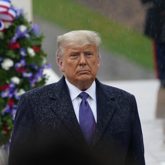 Donald Trump lors de la journée de commémoration "National Veterans Day Observance" au cimetière national de Arlington. Le 11 novembre 2020  