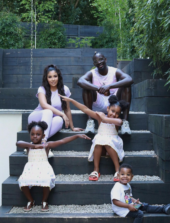 Mamadou Sakho, son épouse Majda Sakho et leurs trois enfants. Mai 2020.