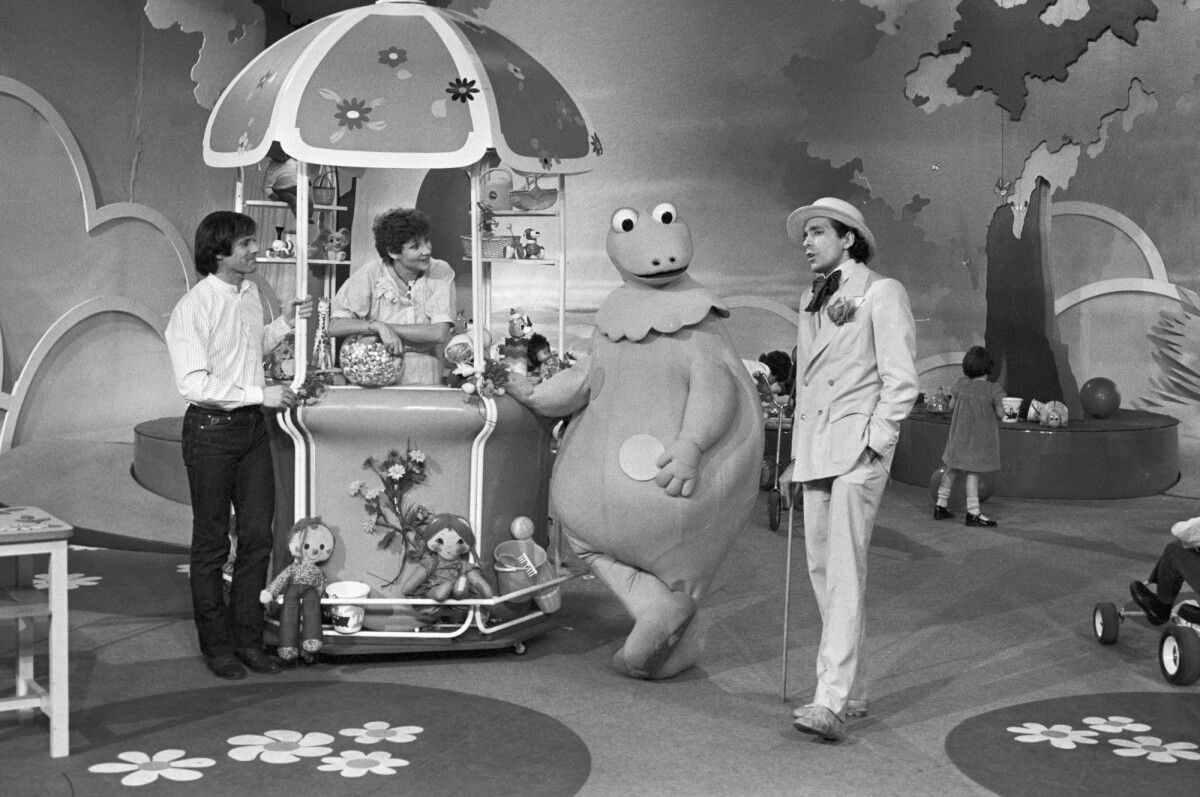 L'île aux enfants : Mort de Régis Fassier, le marionnettiste et doublure de Casimir - Purepeople