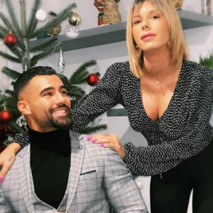 Sarah Lopez et Jonathan Matijas en couple, ils prennent la pose sur Instagram - 25 decembre 2020