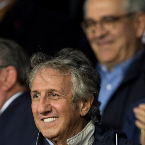 Richard Anconina - Match de championnat de Ligue 1 Conforama opposant le Psg à Reims à Paris le 25 septembre 2019. Le PSG s'est incliné sur le score de 2-0. © Cyril Moreau/Bestimage