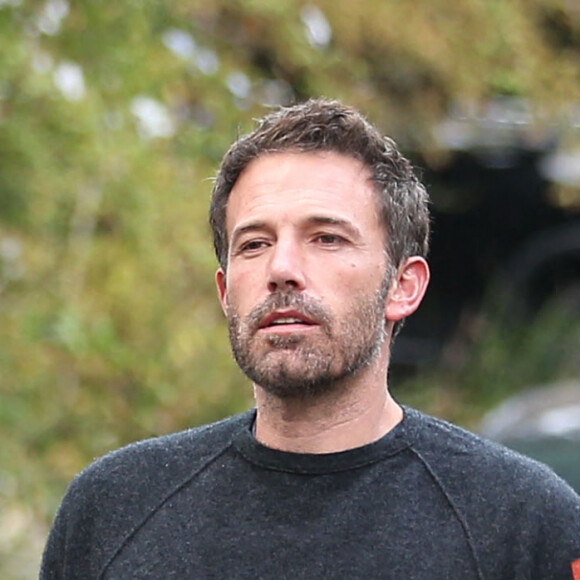 Ben Affleck se promène à Los Angeles, le 31 octobre 2020.