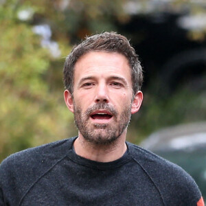 Ben Affleck se promène à Los Angeles, le 31 octobre 2020.
