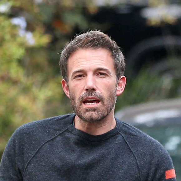 Ben Affleck se promène à Los Angeles, le 31 octobre 2020.
