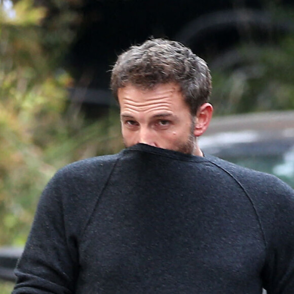 Ben Affleck se promène à Los Angeles, le 31 octobre 2020.