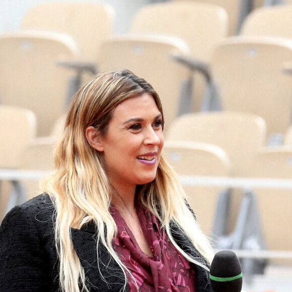 Marion Bartoli, enceinte dans les tribunes des internationaux de tennis de Roland Garros à Paris le 10 octobre 2020. © Dominique Jacovides / Bestimage