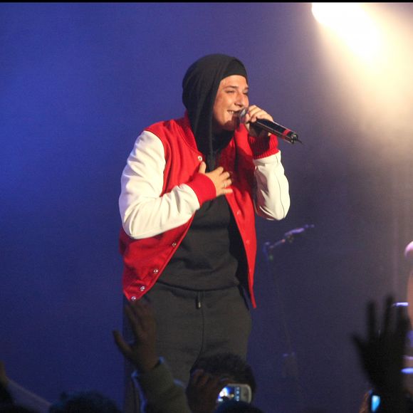 Diam's - Concert en hommage à Haïtï au Bataclan.