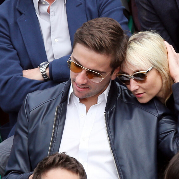 Audrey Lamy et son compagnon Thomas Sabatier - Jour 7 - People aux Internationaux de France de tennis a Roland Garros a Paris le 2 juin 2013. 