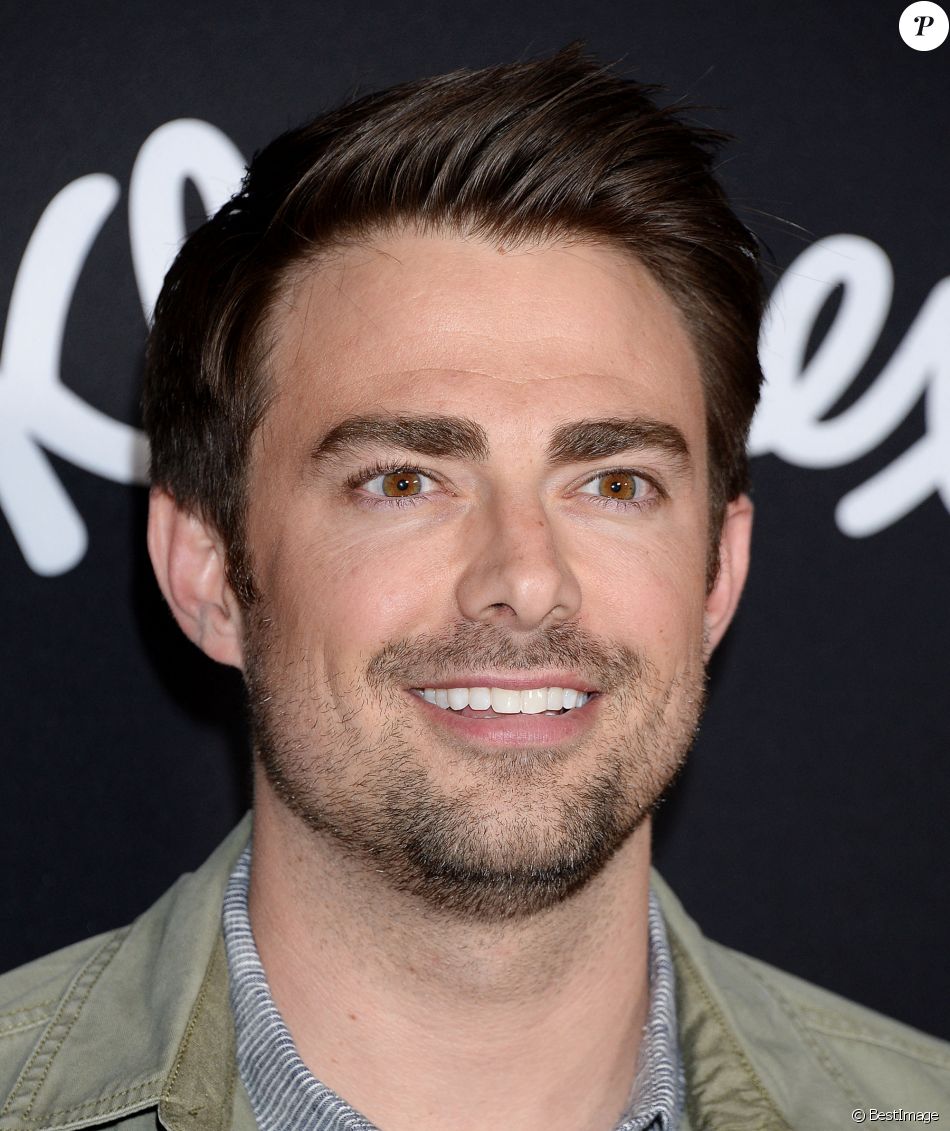 Jonathan bennett net worth picture