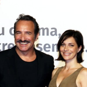 Jean Dujardin et sa femme Nathalie Péchalat au photocall de la cérémonie d'ouverture de la 10ème édition du Festival Lumière à Lyon, France, le 13 octobre 2018. © Dominique Jacovides/Bestimage 