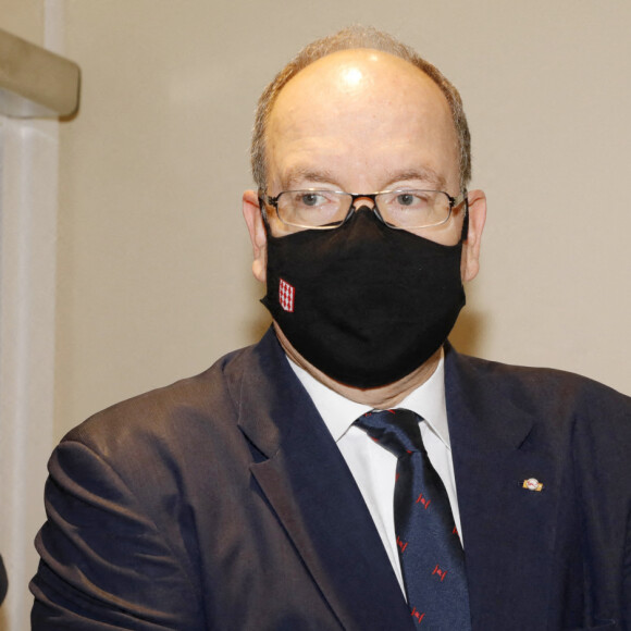 Exclusif - Le prince Albert II de Monaco - Inauguration du Laboratoire P3 au Centre Scientifique de Monaco (CSM), qui permettra à la Principauté d'être davantage autonome en matière de dépistage PCR. Le 16 novembre 2020 © Claudia Albuquerque / Bestimage