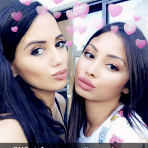 Maeva Ghennam partage une photo d'elle avant d'avoir eu recours à la chirurgie esthétique - Snapchat
