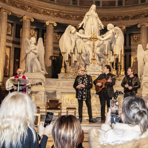 Exclusif - Messe pour le 3ème anniversaire de la disparition de Johnny Hallyday à La Madeleine - Paris le 09/12/2020 - © Jack Tribeca / Bestimage