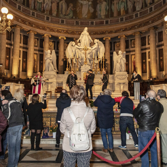Exclusif - Messe pour le 3ème anniversaire de la disparition de Johnny Hallyday à La Madeleine - Paris le 09/12/2020 - © Jack Tribeca / Bestimage
